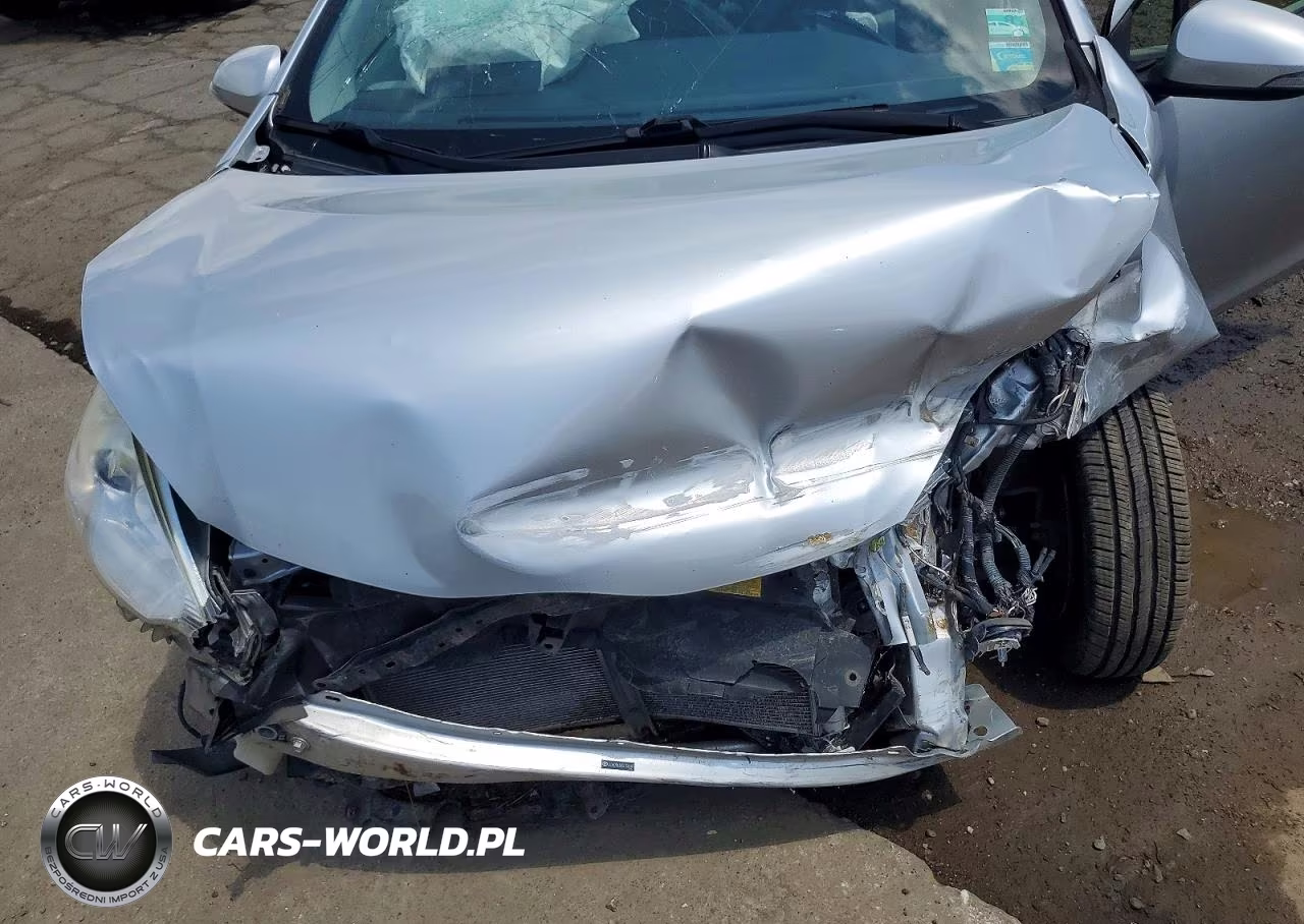 2012 Toyota Prius C Three VIN:JTDKDTB34C1026685 - 12