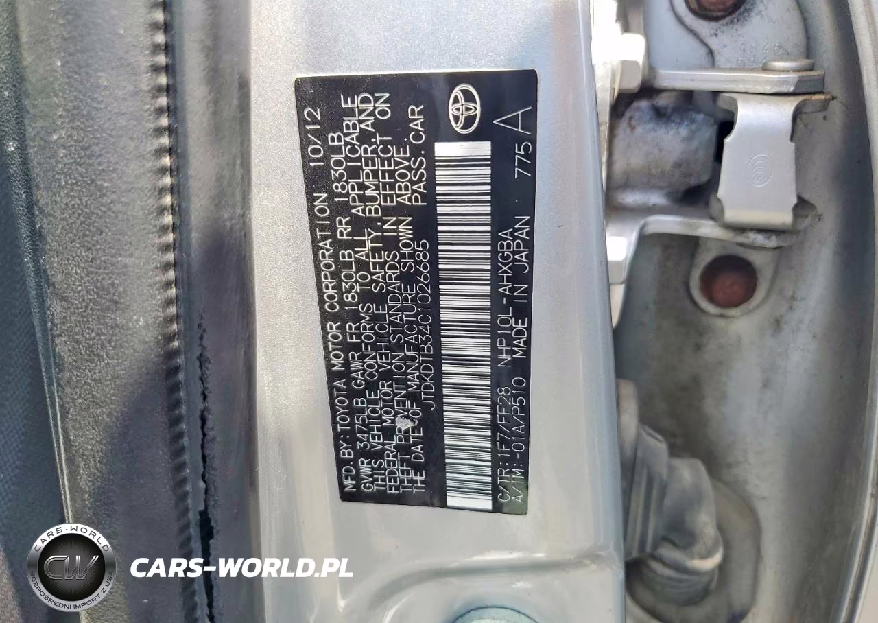 2012 Toyota Prius C Three VIN:JTDKDTB34C1026685 - 13
