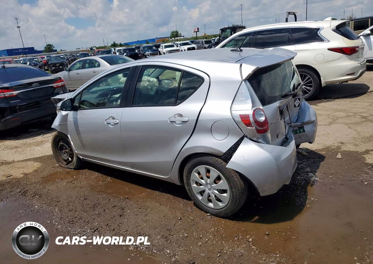 2012 Toyota Prius C Three VIN:JTDKDTB34C1026685 - 2