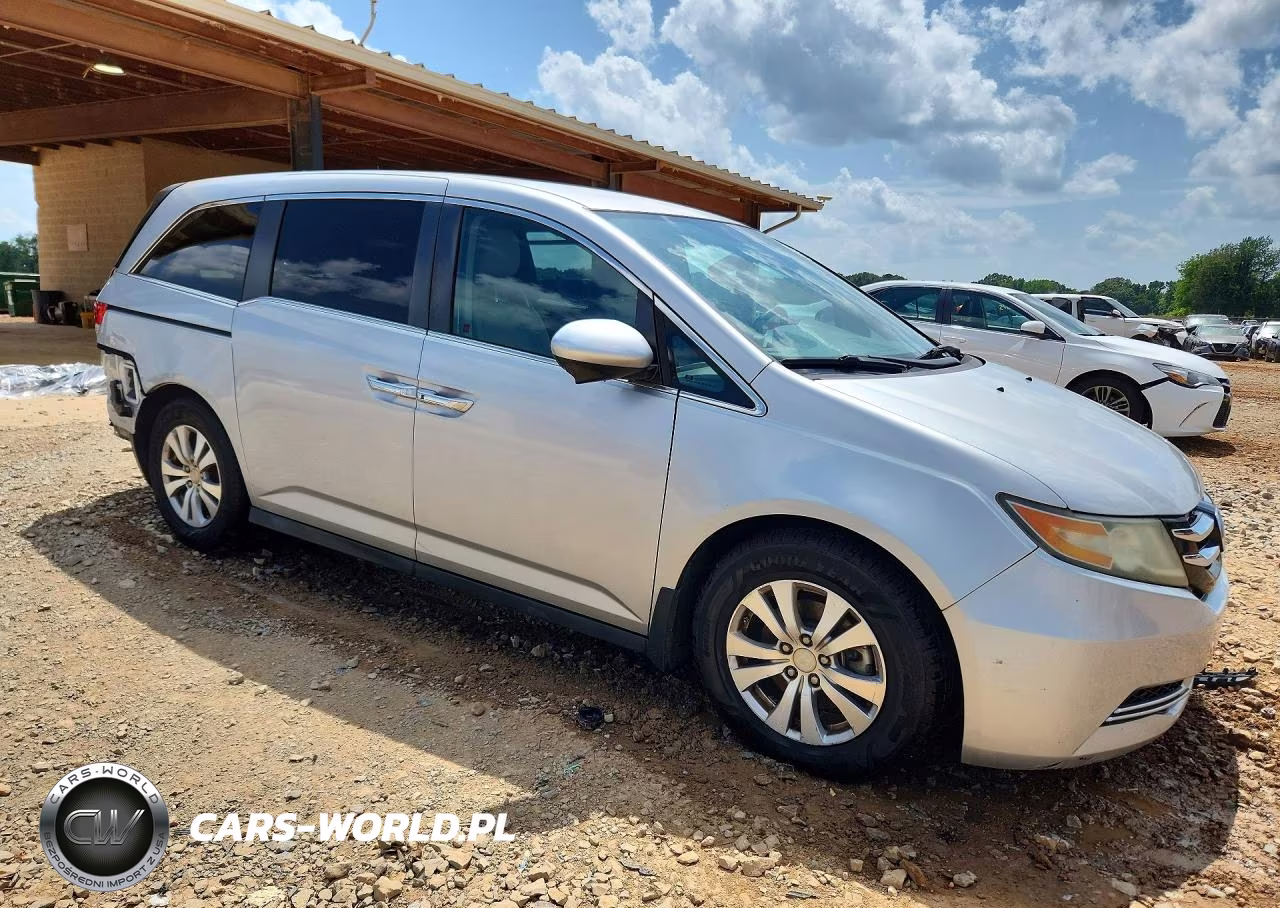 2015 Honda Odyssey Ex VIN:5FNRL5H48FB086803 - 4