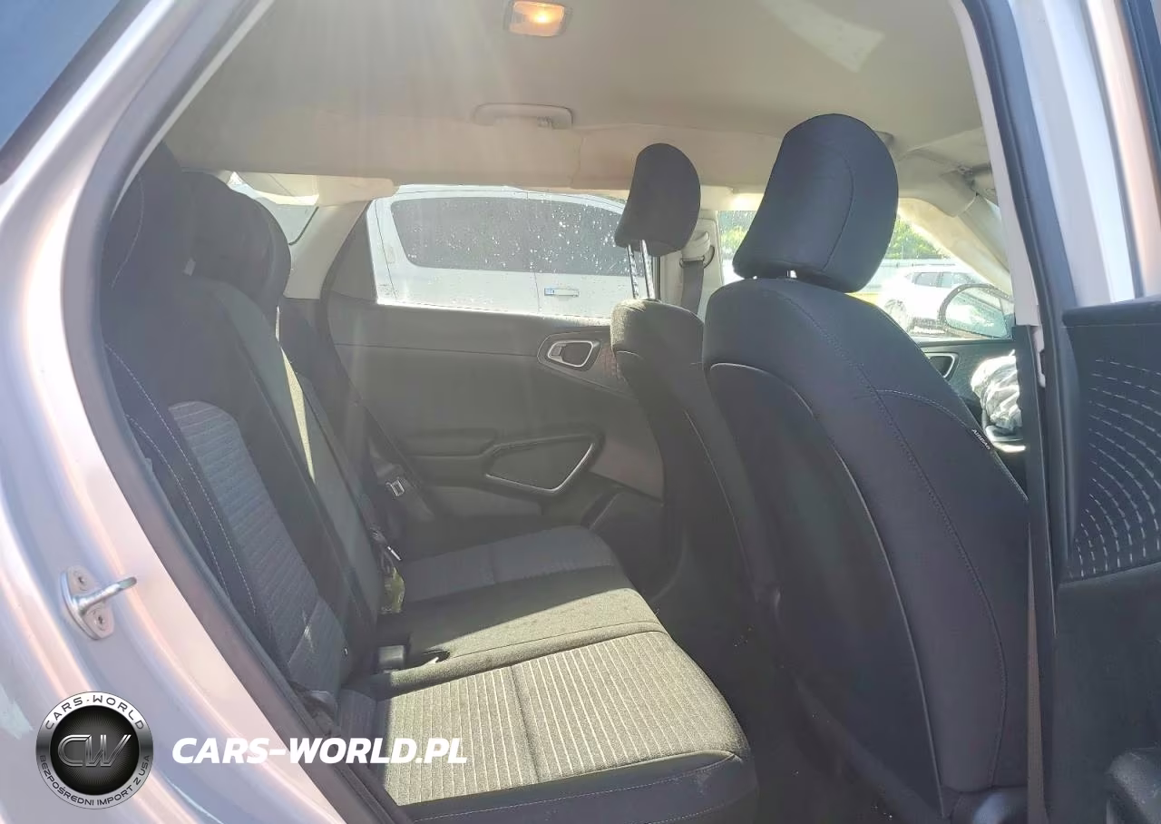 2020 Kia Soul S VIN:KNDJ23AU4L7735304 - 10