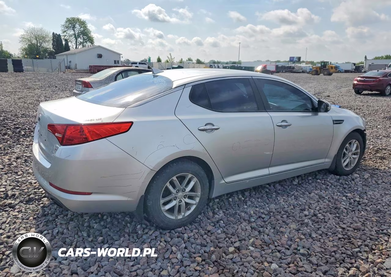 2013 Kia Optima Lx VIN:KNAGM4A77D5362127 - 3