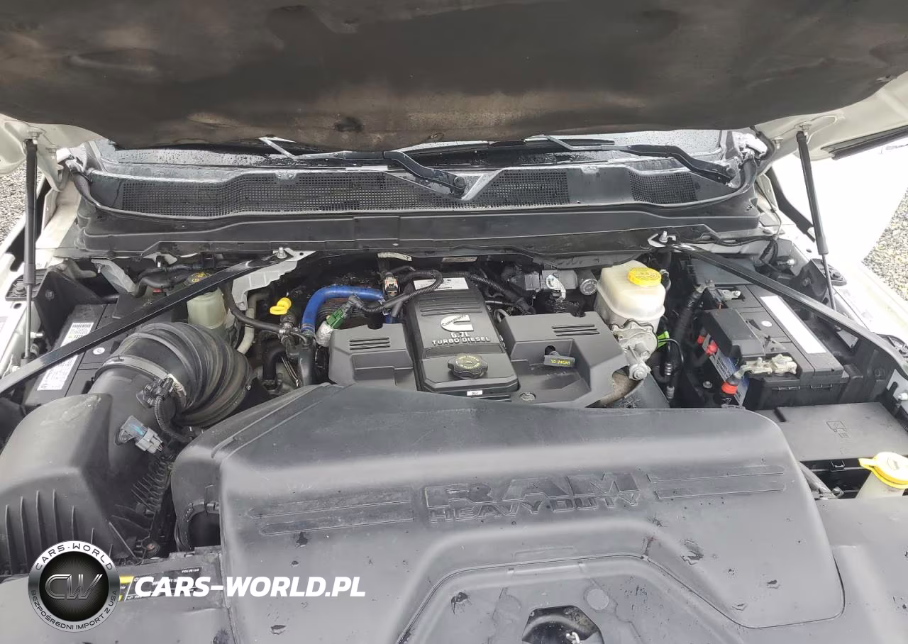 2019 Ram 3500 Laramie VIN:3C63RRJL8KG624182 - 11