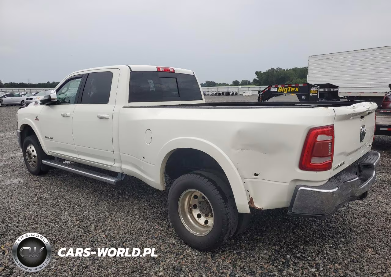 2019 Ram 3500 Laramie VIN:3C63RRJL8KG624182 - 2