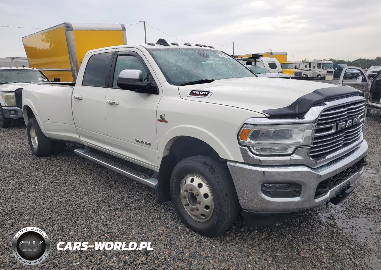 2019 Ram 3500 Laramie VIN:3C63RRJL8KG624182 - 4