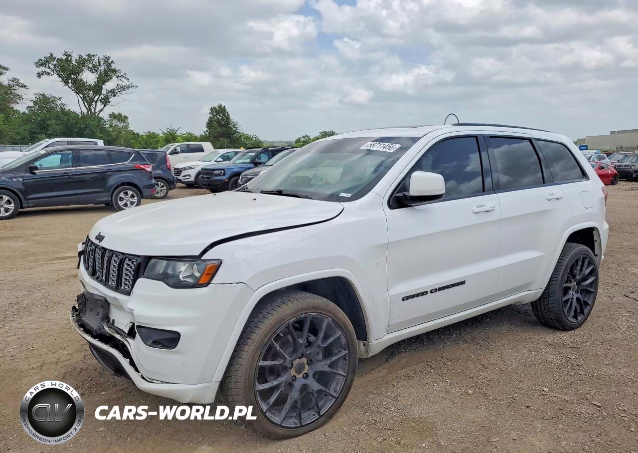 2018 Jeep Grand Cherokee Laredo – zdjęcie 1 z 13