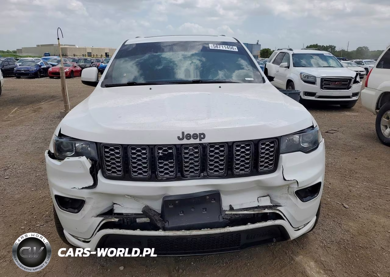 2018 Jeep Grand Cherokee Laredo VIN:1C4RJFAG4JC229252 - 5