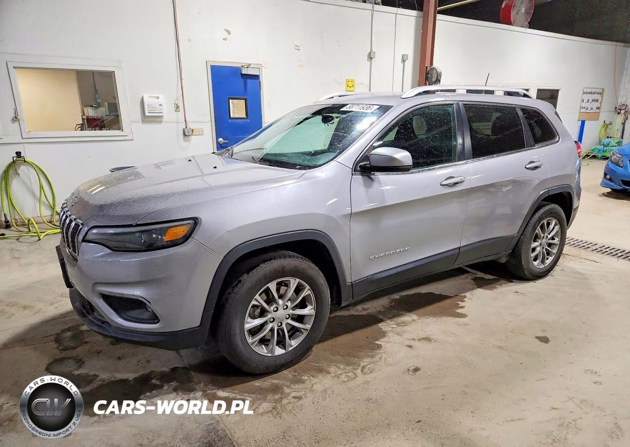 2019 Jeep Cherokee Latitude Plus – zdjęcie 1 z 13