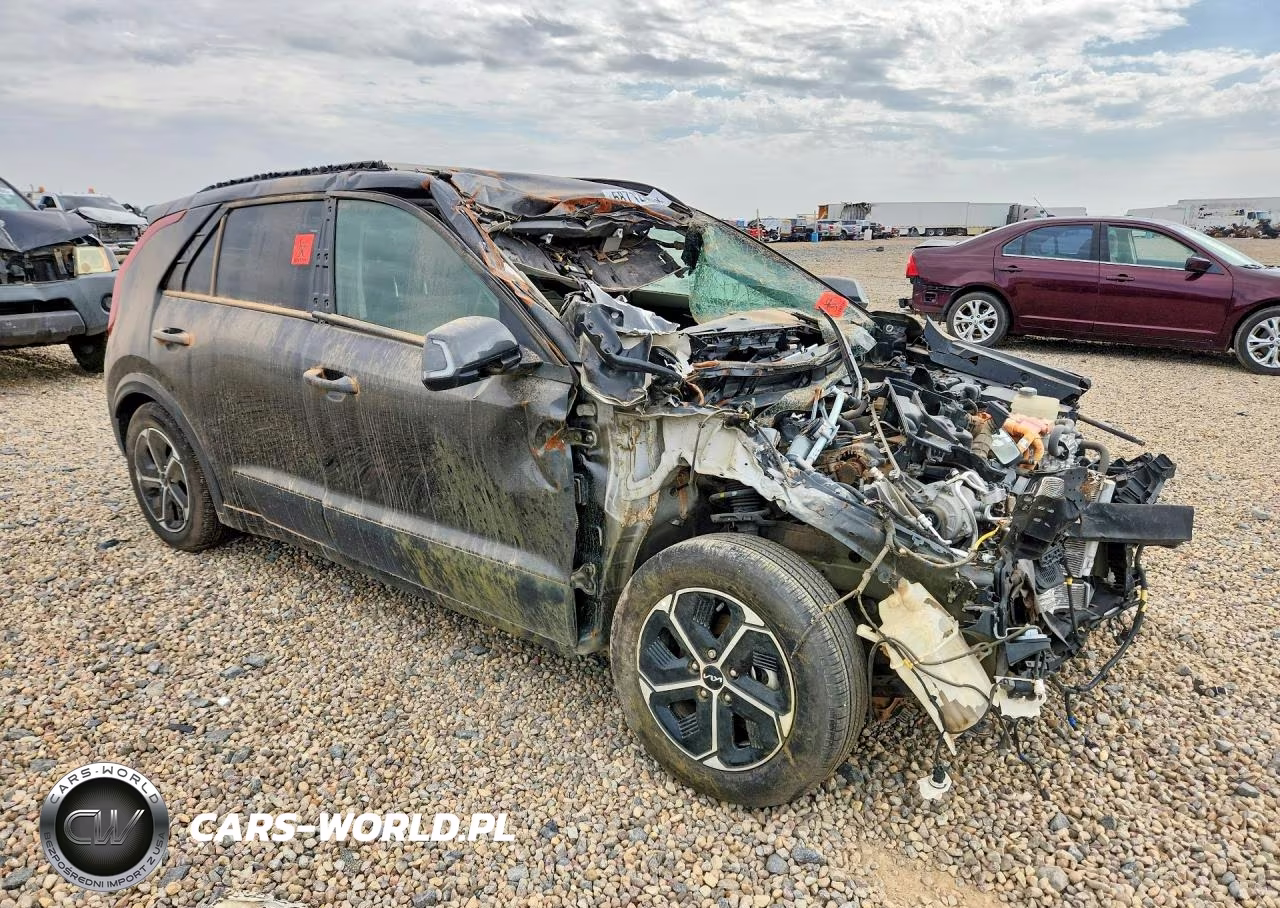 2023 Kia Niro Ex VIN:KNDCR3LE2P5046938 - 4