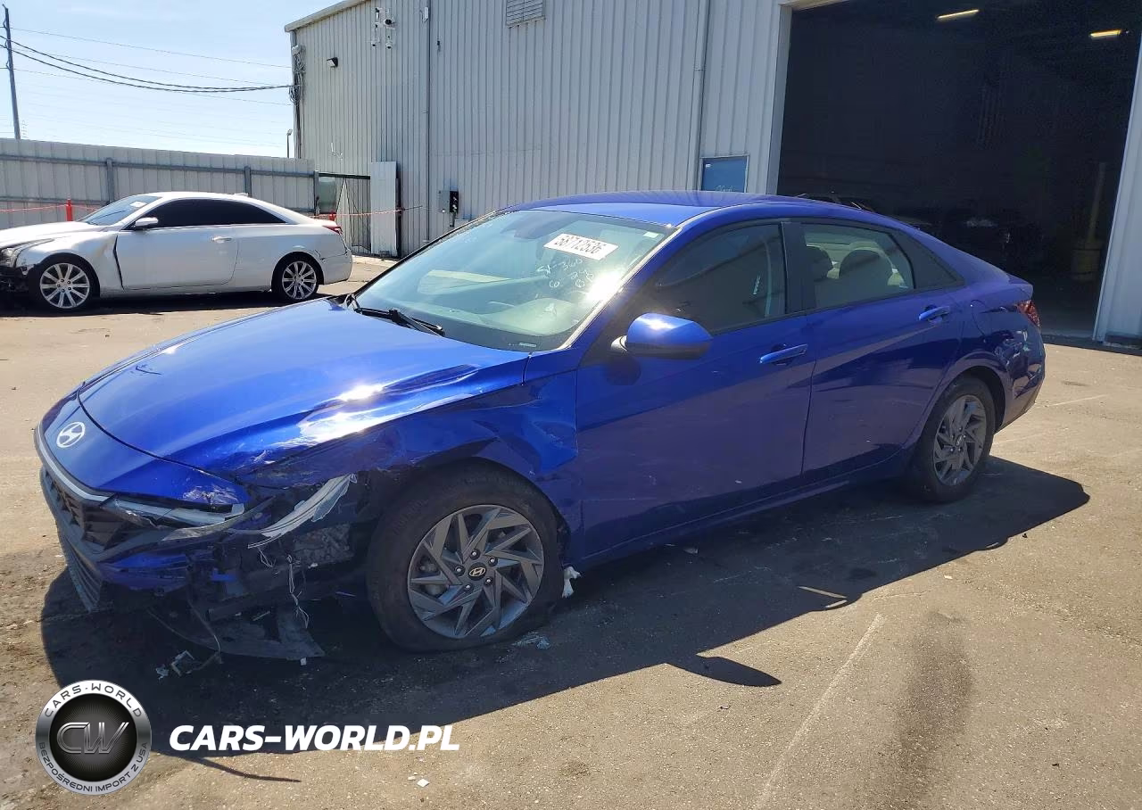 2024 Hyundai Elantra Sel – zdjęcie 1 z 12