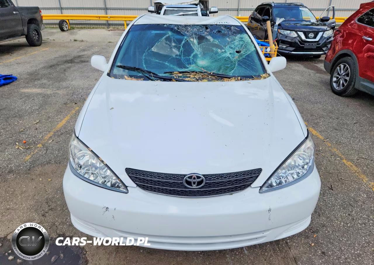 2003 Toyota Camry Le VIN:4T1BE32K43U240185 - 5