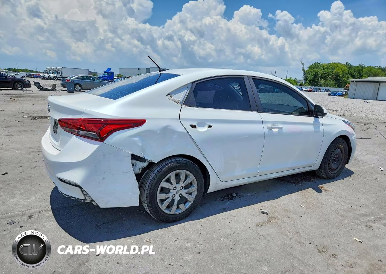 2018 Hyundai Accent Se VIN:3KPC24A3XJE020790 - 3