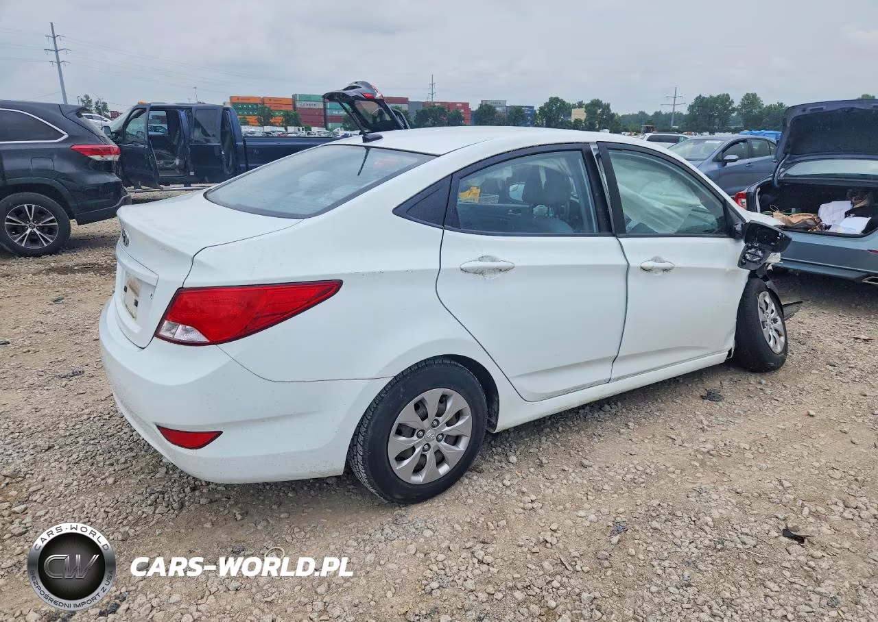 2015 Hyundai Accent Gls VIN:KMHCT4AE9FU853483 - 3