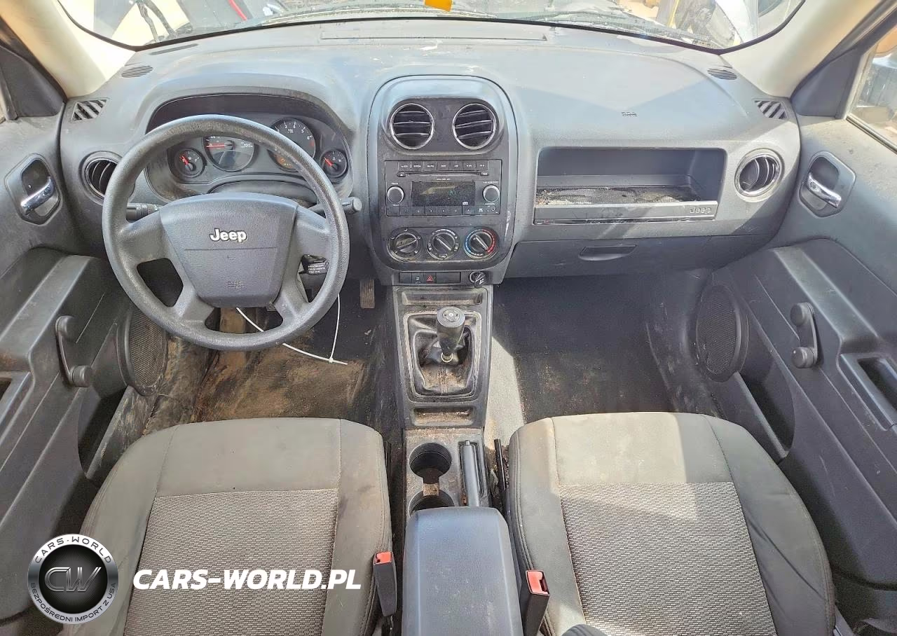2009 Jeep Patriot Sport VIN:1J4FT28B19D209458 - 8