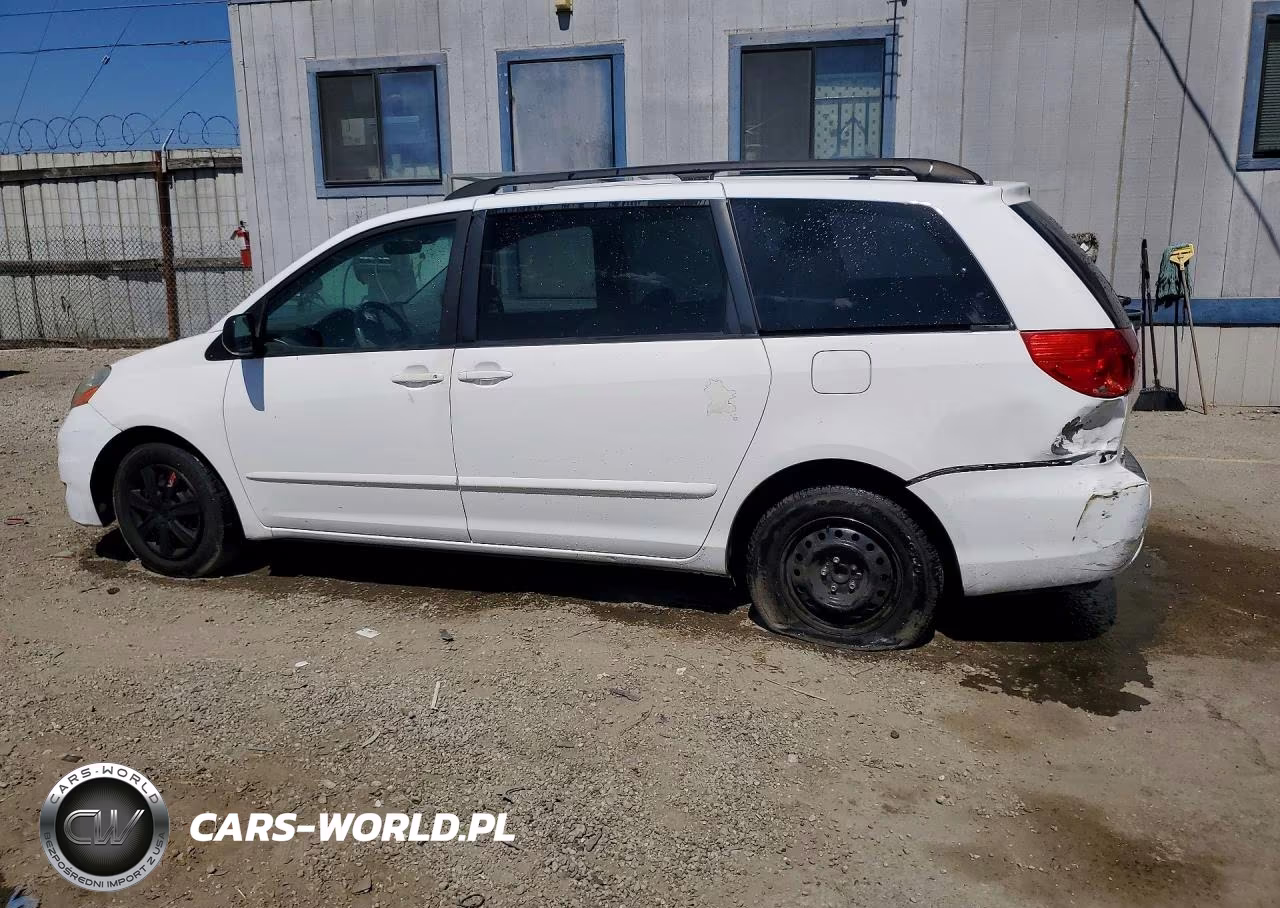 2009 Toyota Sienna Le 8-Passenger VIN:5TDZK23C99S276190 - 2
