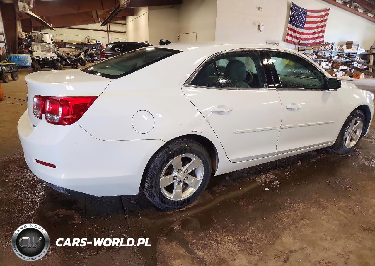 2013 Chevrolet Malibu Ls VIN:1G11B5SA3DF269980 - 3
