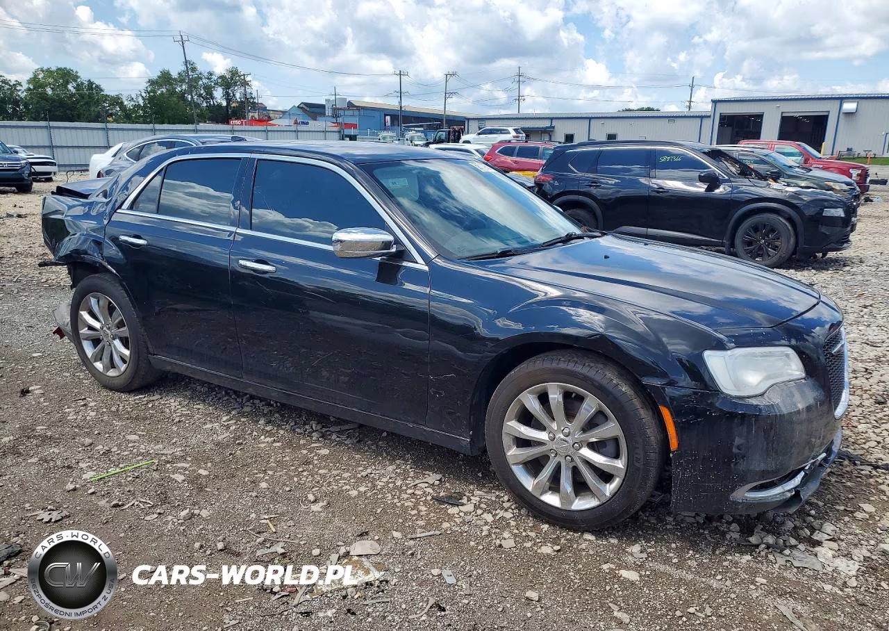 2016 Chrysler 300C VIN:2C3CCAKG9GH111418 - 4