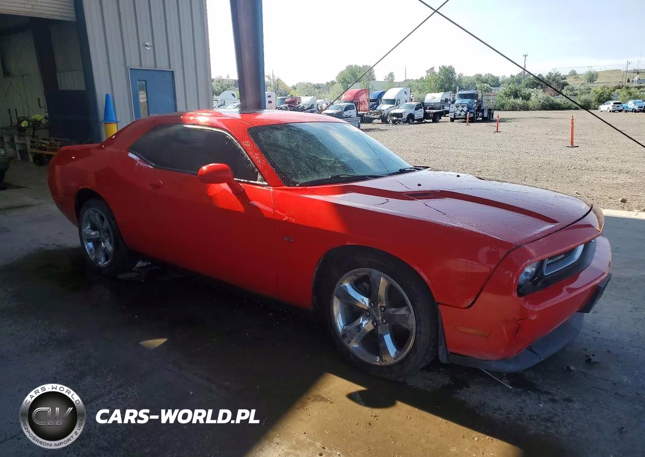 2023 Dodge Challenger Sxt VIN:2C3CDYAG6EH304226 - 4