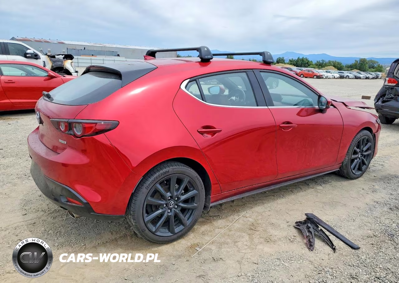 2020 Mazda 3 Premium VIN:JM1BPANM3L1158451 - 3