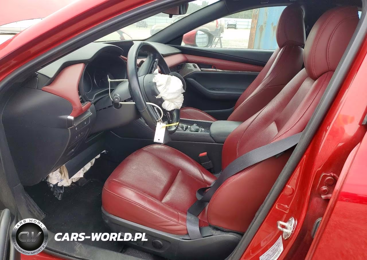 2020 Mazda 3 Premium VIN:JM1BPANM3L1158451 - 7