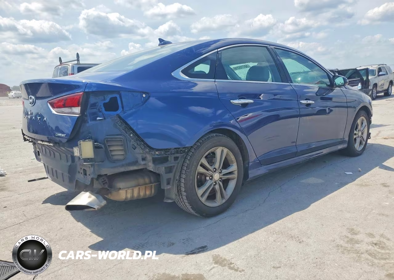 2018 Hyundai Sonata Limited VIN:5NPE34AF4JH716329 - 3
