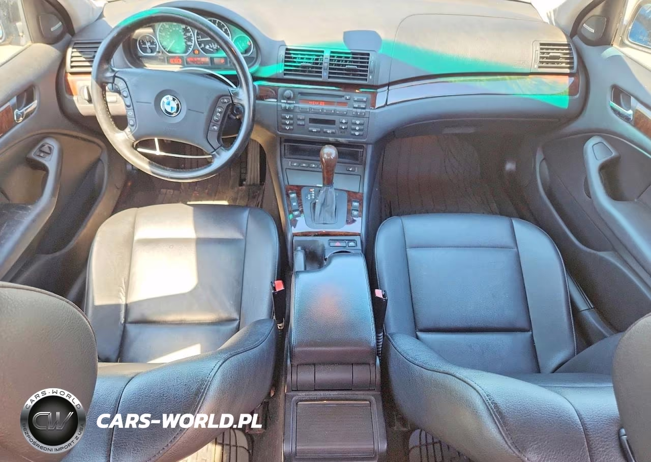 2005 BMW 330 Xi VIN:WBAEW53435PN40003 - 8