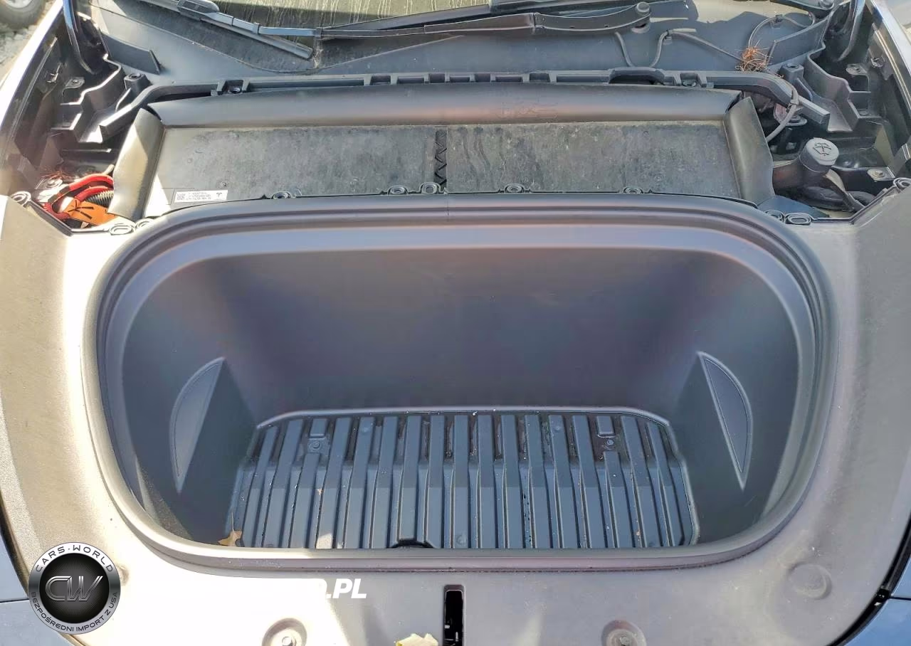 2024 Tesla Model Y VIN:7SAYGDEE8RF084984 - 12