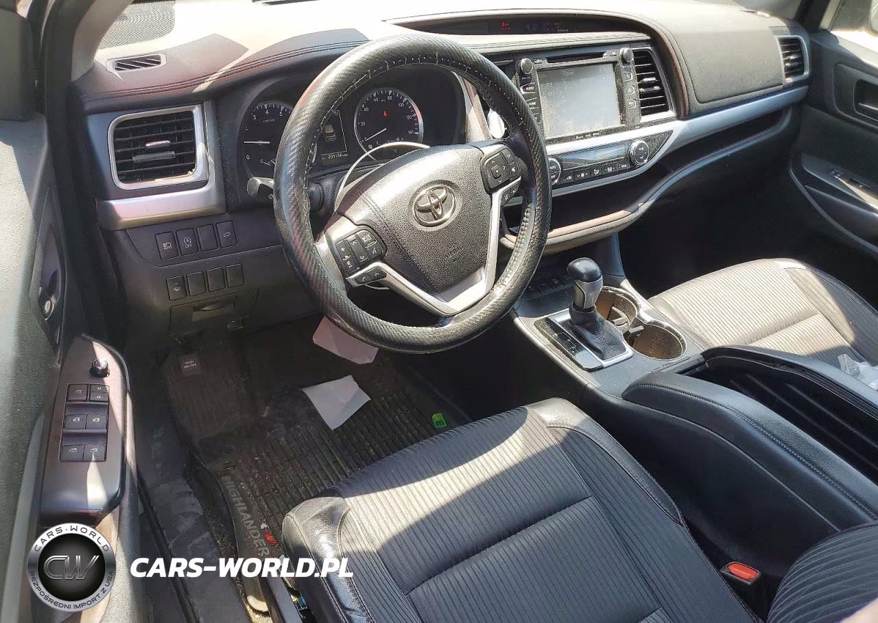 2017 Toyota Highlander Le Plus VIN:5TDBZRFH2HS378555 - 8
