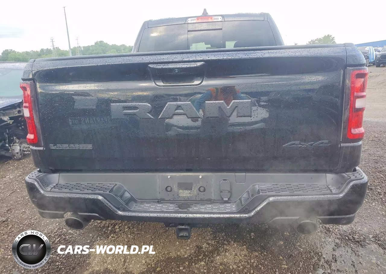 2025 Ram 1500 Laramie VIN:1C6SRFJPXSN604293 - 6