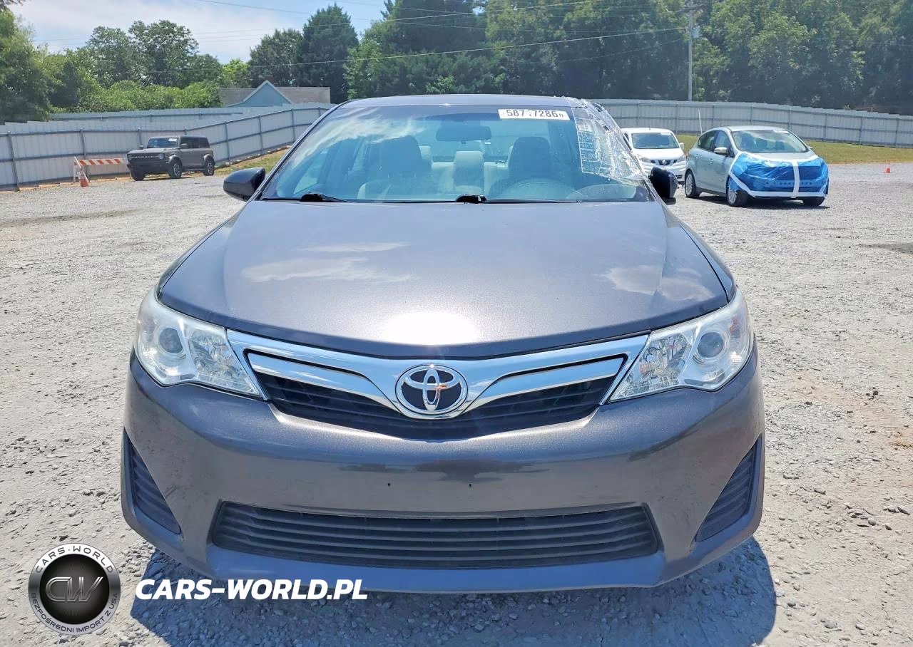 2014 Toyota Camry Le VIN:4T1BF1FK5EU440183 - 5