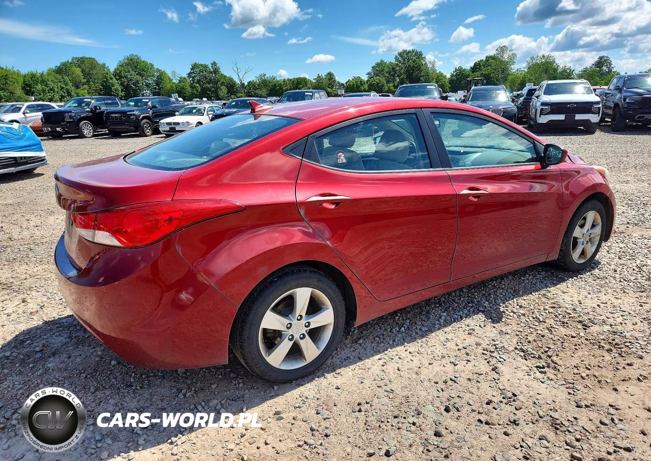 2013 Hyundai Elantra Gls VIN:KMHDH4AE3DU686377 - 3