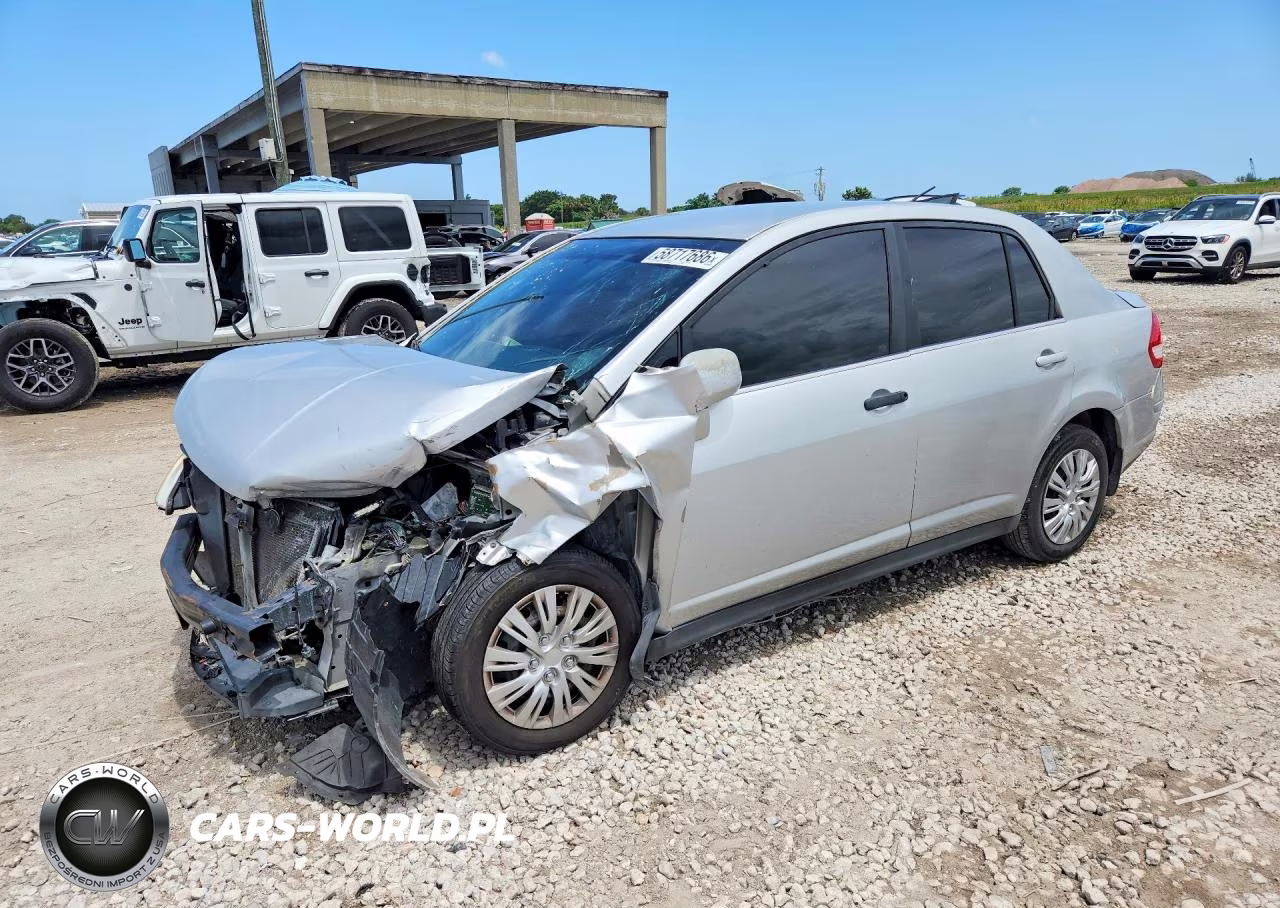 2008 Nissan Versa 1.8 S