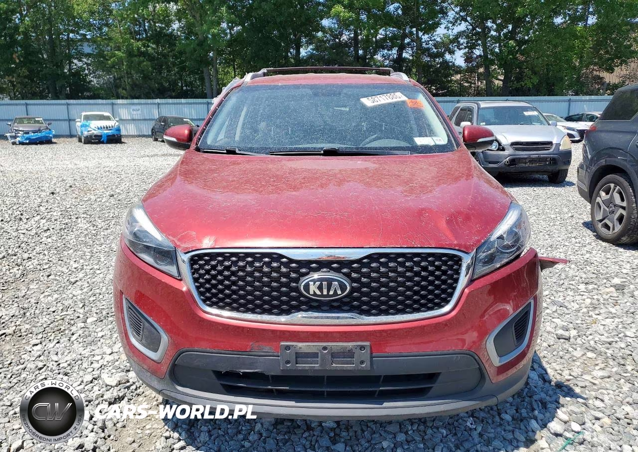 2018 Kia Sorento Lx VIN:5XYPGDA32JG349750 - 5