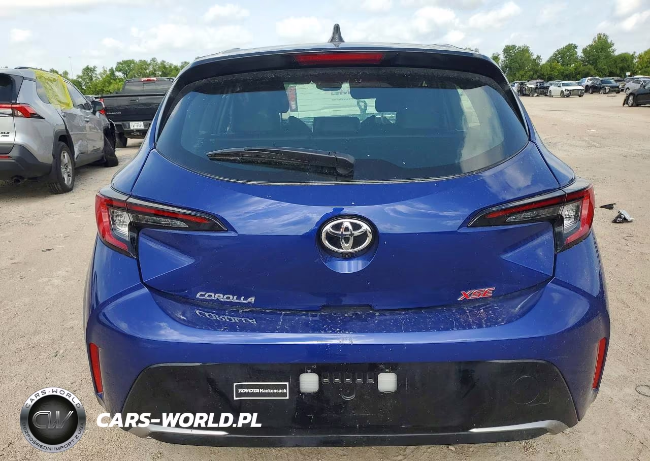 2026 Toyota Corolla Xse VIN:JTNC4MBE2T3259797 - 6