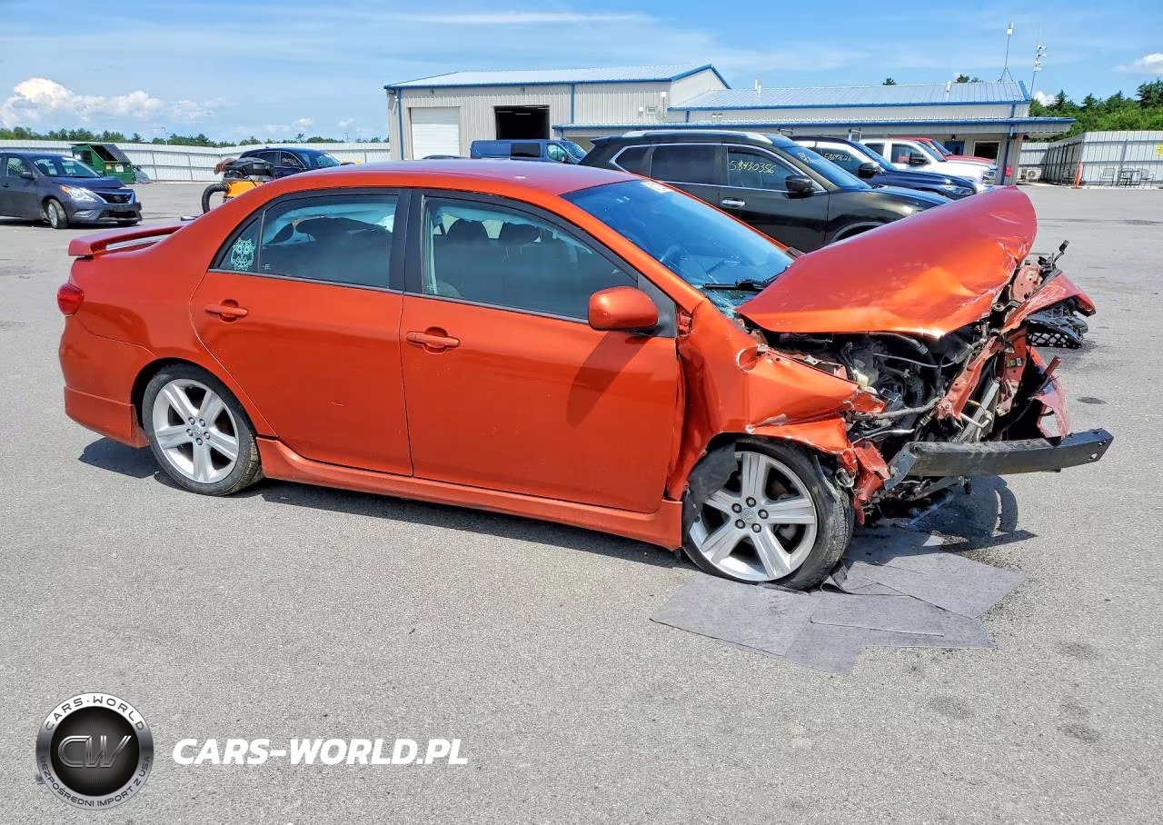 2013 Toyota Corolla S Special Edition VIN:2T1BU4EE5DC073501 - 4