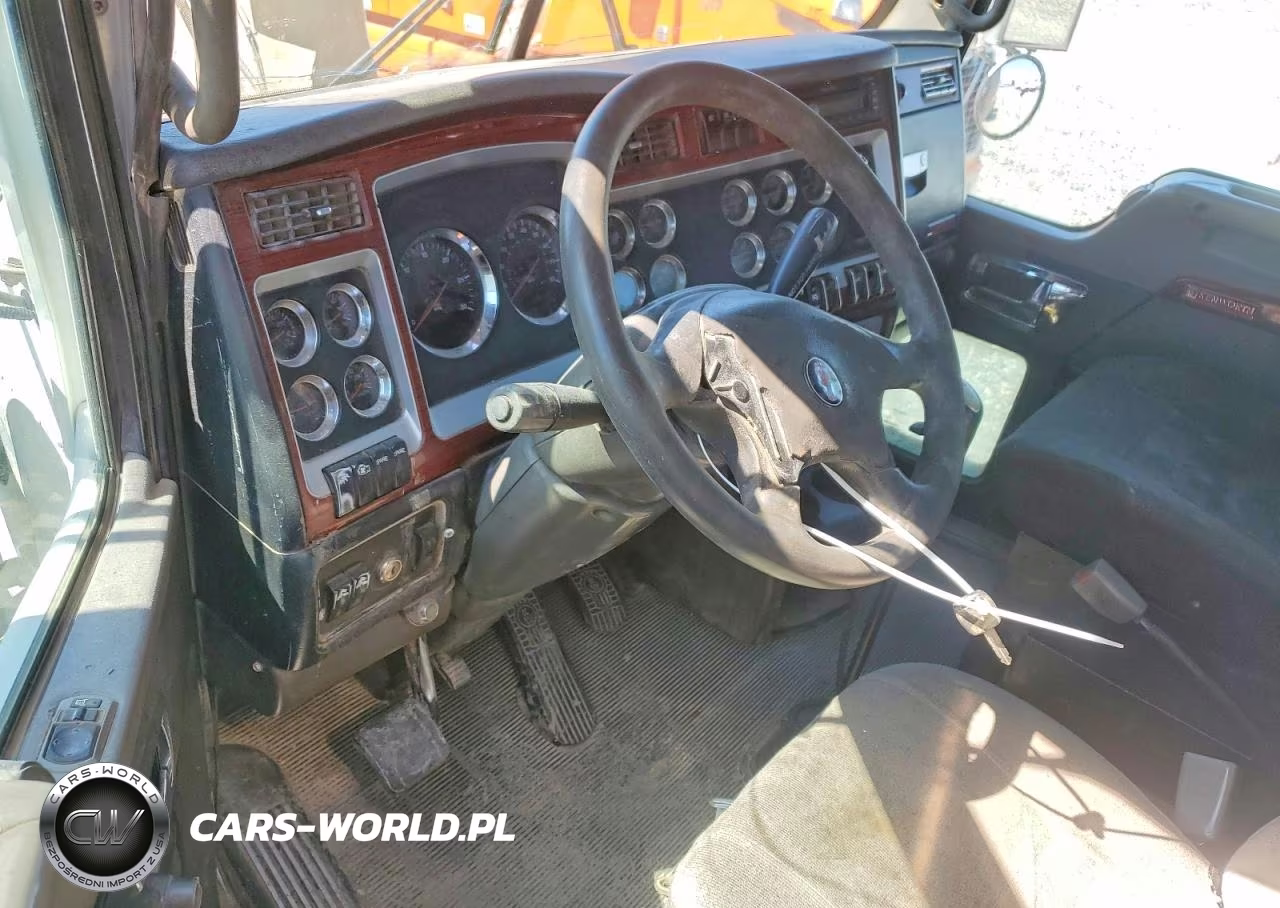 2007 Kenworth T800 Semi Truck VIN:1XKDDB0X77J194775 - 5