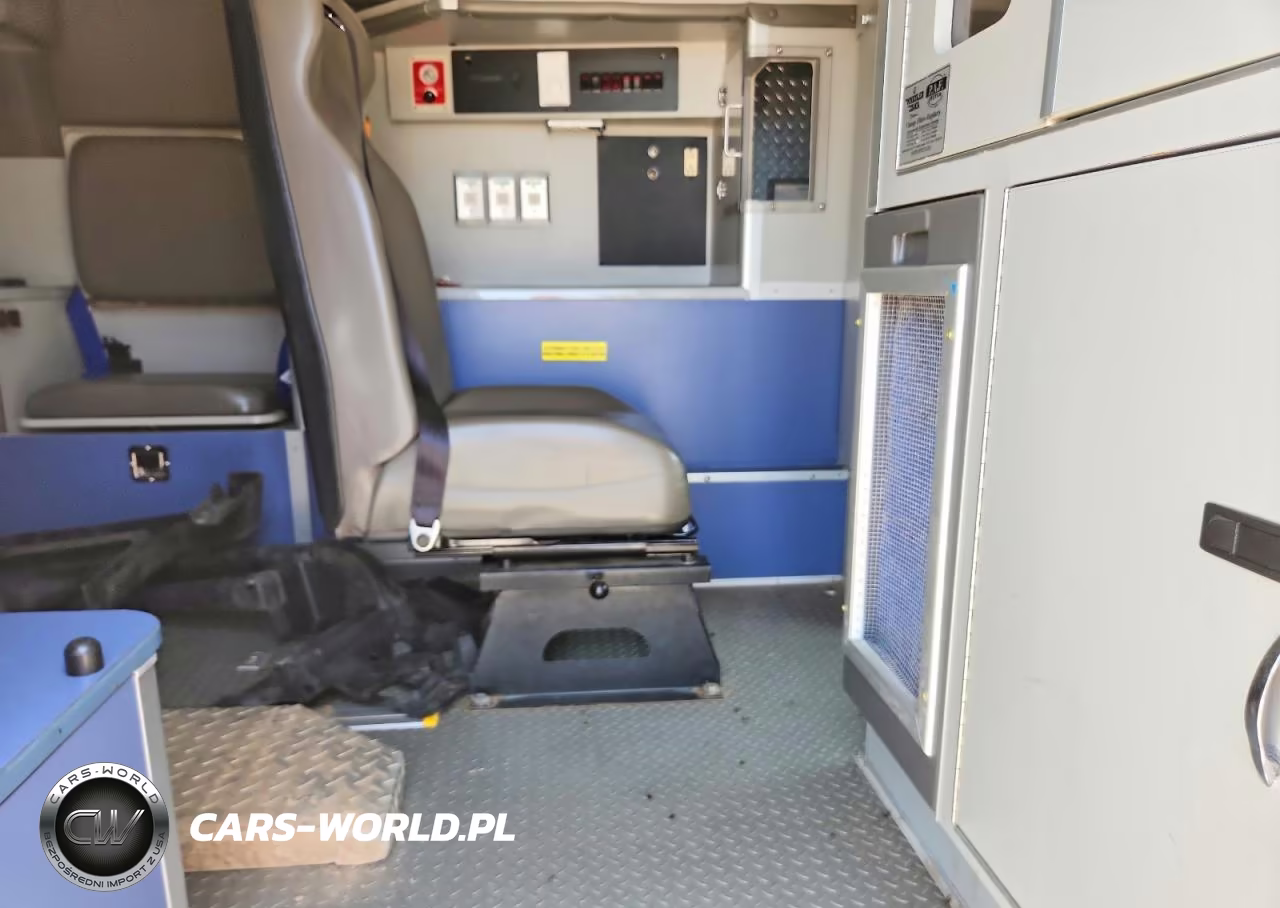 2018 Ford Econoline E350 Sd Ambulance VIN:1FDWE3FS3JDC23127 - 10