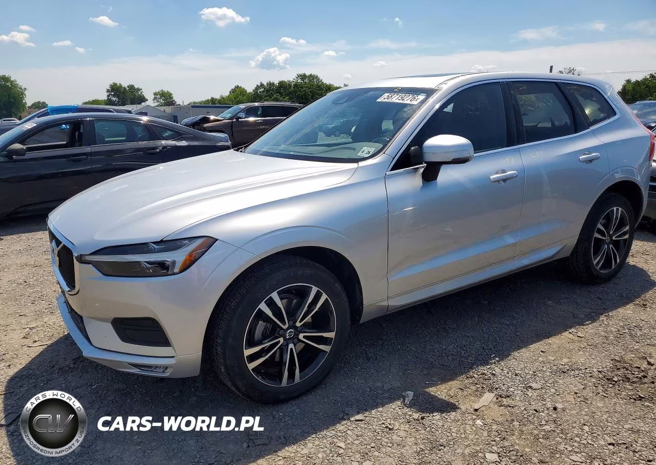 2021 Volvo Xc60 T5 Momentum – zdjęcie 1 z 13