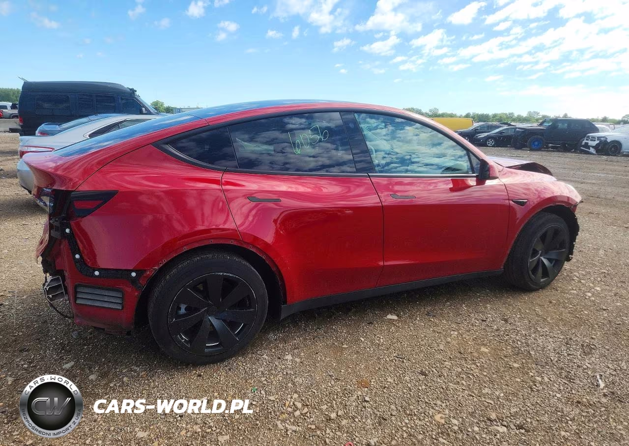 2022 Tesla Model Y VIN:7SAYGAEE3NF364823 - 3