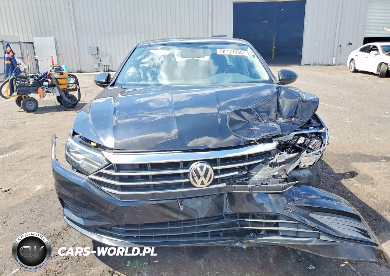 2019 Volkswagen Jetta VIN:3VWC57BU2KM207770 - 5