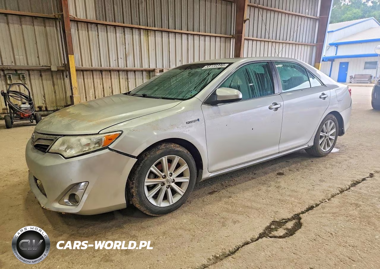 2013 Toyota Camry Hybrid Xle