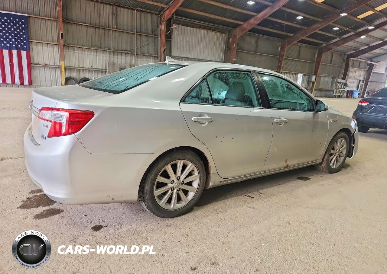 2013 Toyota Camry Hybrid Xle VIN:4T1BD1FK9DU073857 - 3