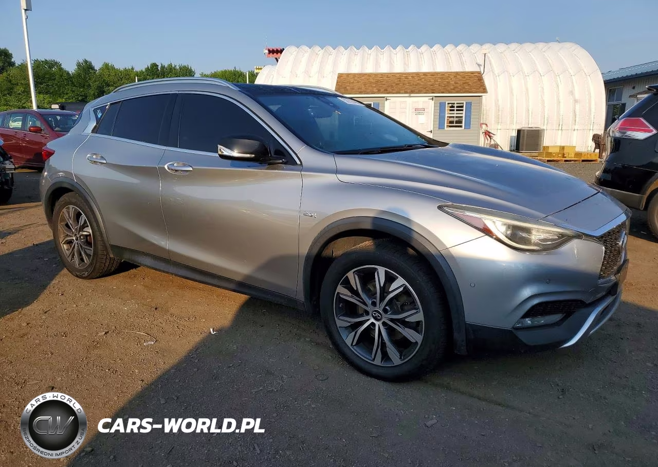 2017 Infiniti Qx30 Premium VIN:SJKCH5CR2HA016197 - 4