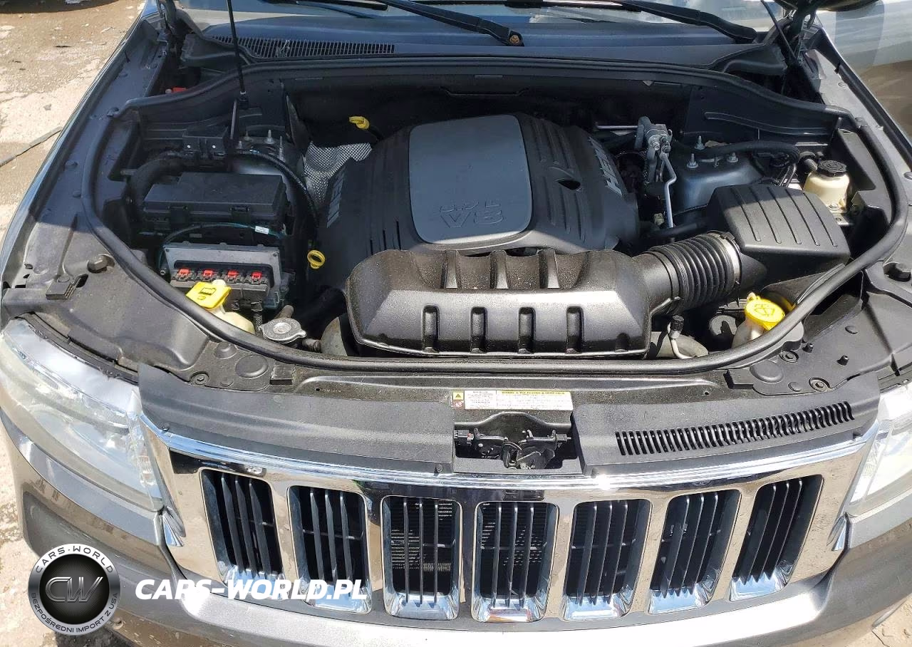 2012 Jeep Grand Cherokee Laredo VIN:1C4RJFAT1CC184903 - 12