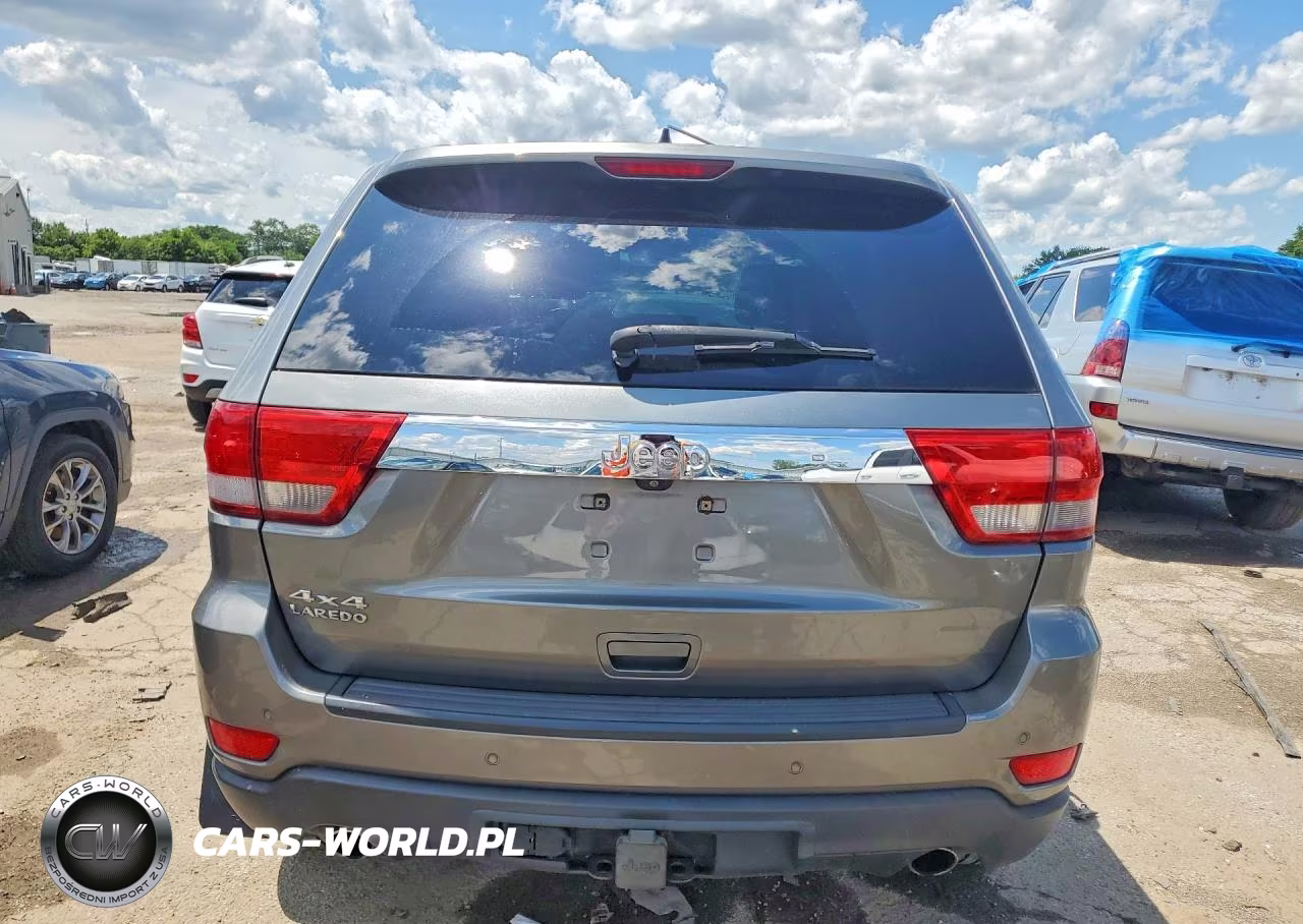 2012 Jeep Grand Cherokee Laredo VIN:1C4RJFAT1CC184903 - 6