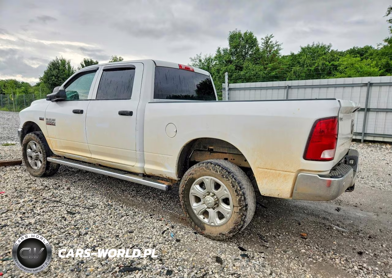 2018 Ram 2500 St VIN:3C6UR5CJ8JG116625 - 2