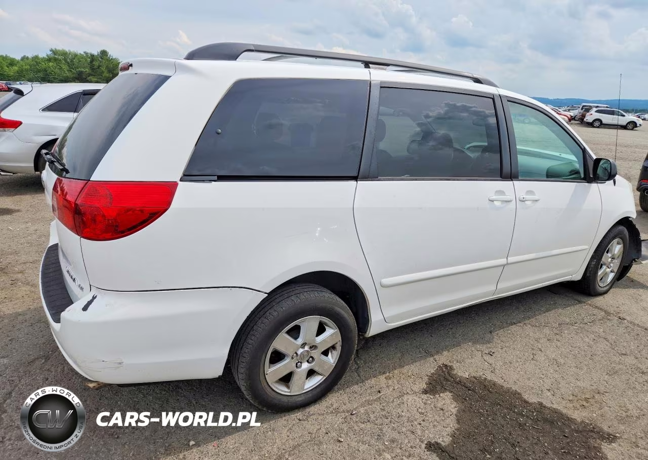 2006 Toyota Sienna Le 7 Passenger VIN:5TDZA23C66S450456 - 3