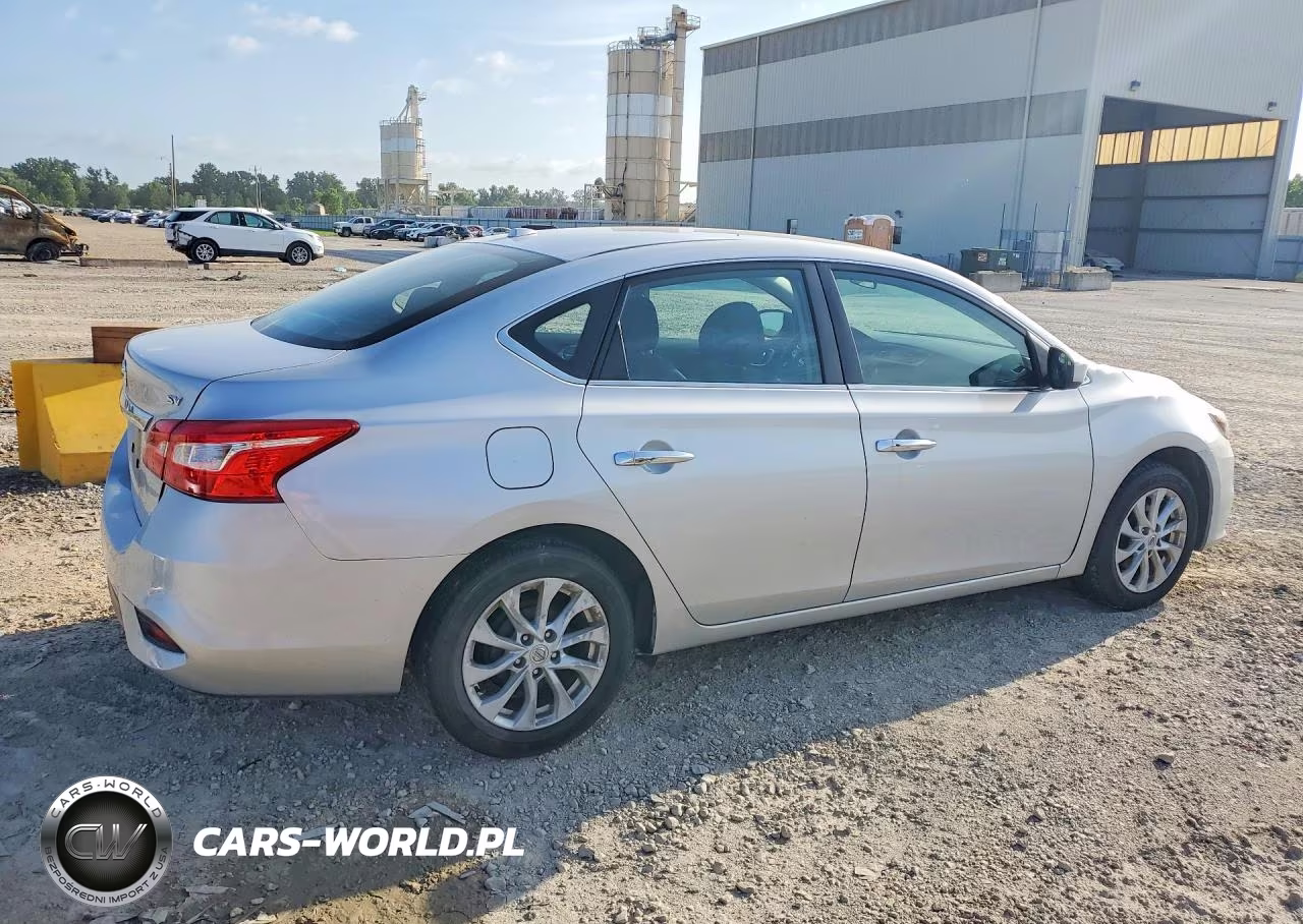 2018 Nissan Sentra Sv VIN:3N1AB7AP6JL642393 - 3