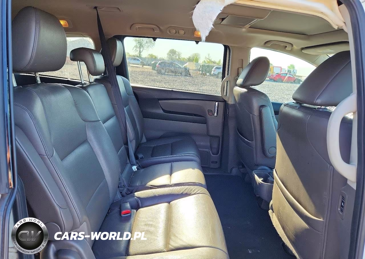 2014 Honda Odyssey Touring VIN:5FNRL5H98EB070157 - 11