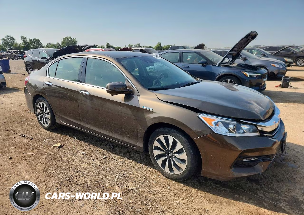 2017 Honda Accord Hybrid VIN:JHMCR6F35HC007218 - 4